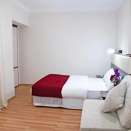 Dogan & Hotel 2*
